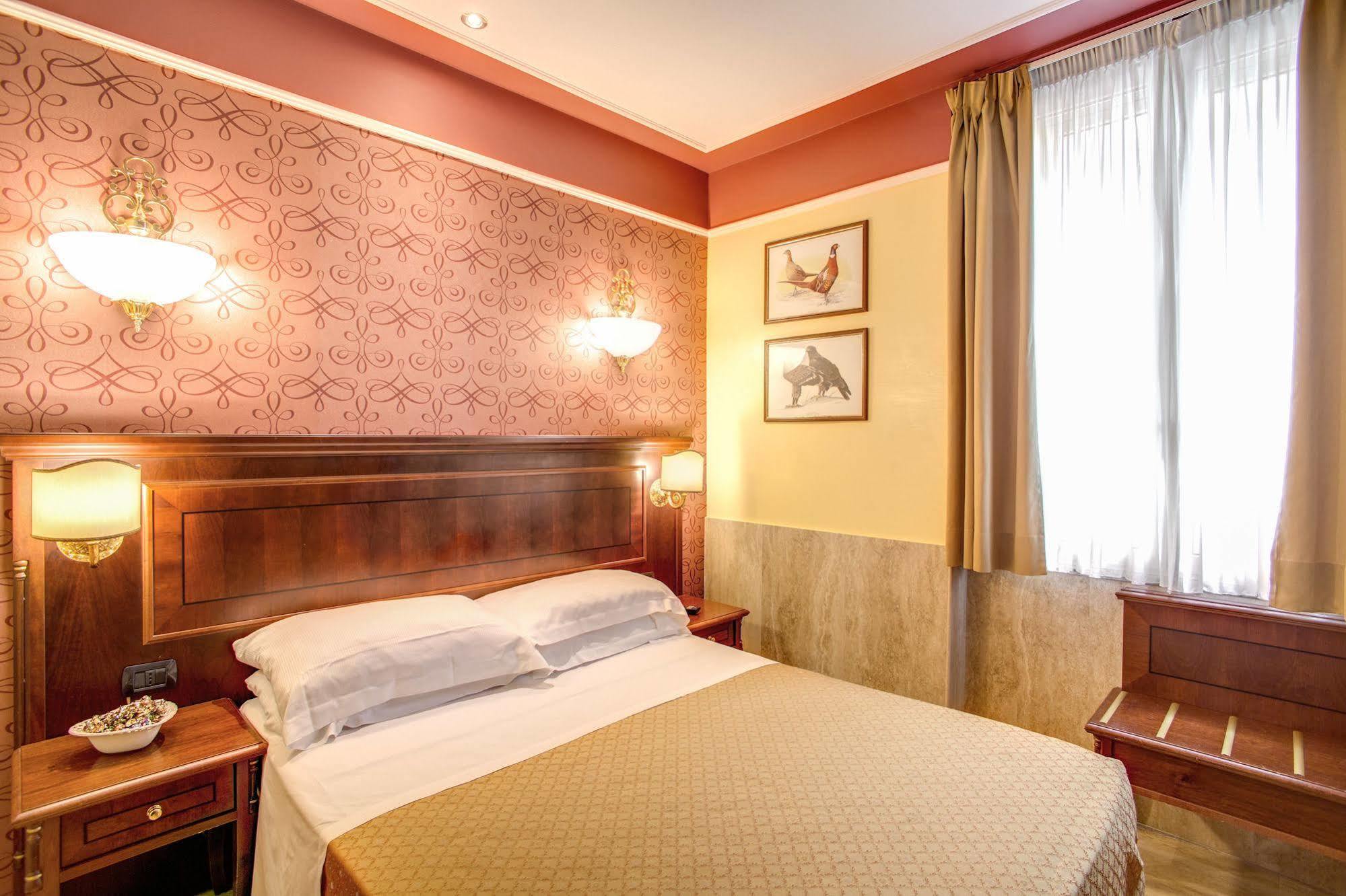 Aurelius Art Gallery Hotel Rome Luaran gambar